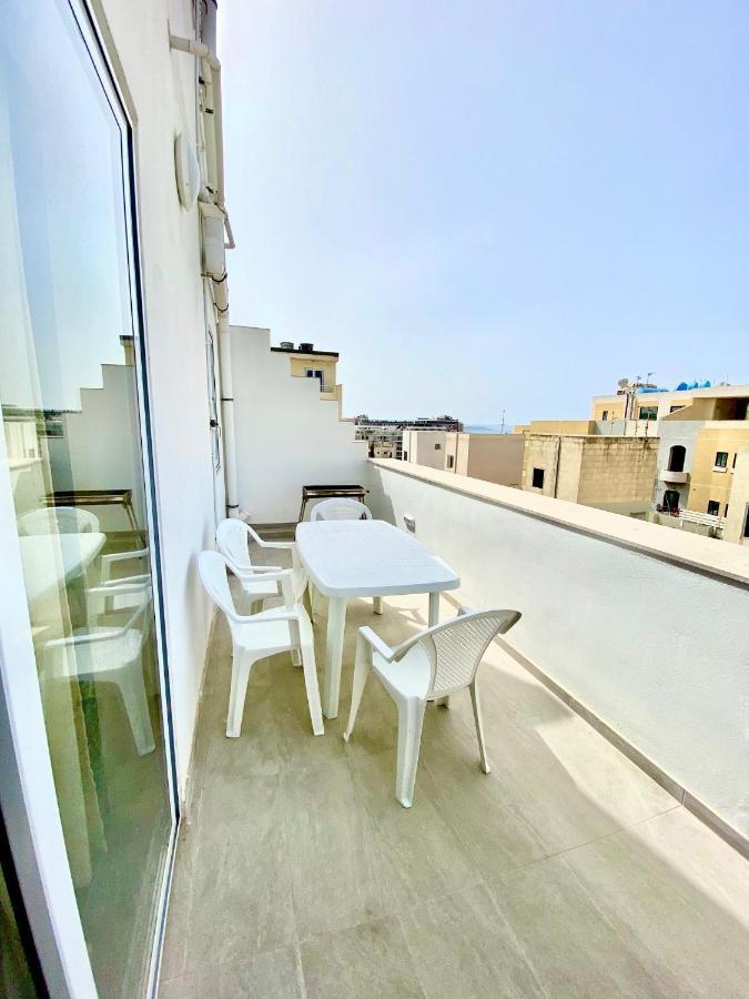 New Breeze Daire St. Paul's Bay Dış mekan fotoğraf