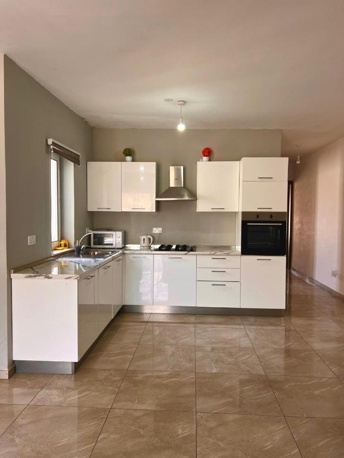 New Breeze Daire St. Paul's Bay Dış mekan fotoğraf